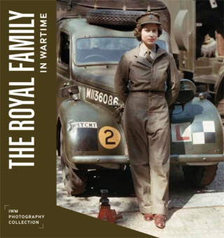 The Royal Family in Wartime - Kate Clements